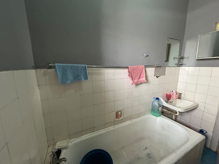 1 Bedroom Property for Sale in Parow Valley Western Cape